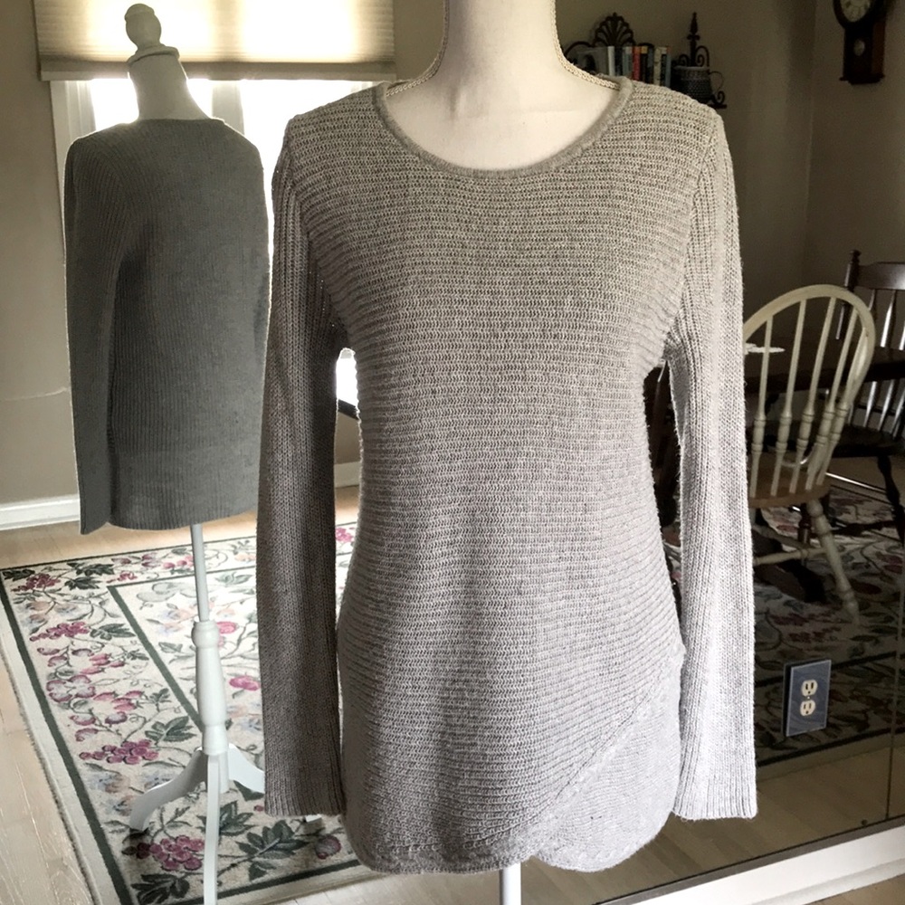 Old Navy sweater